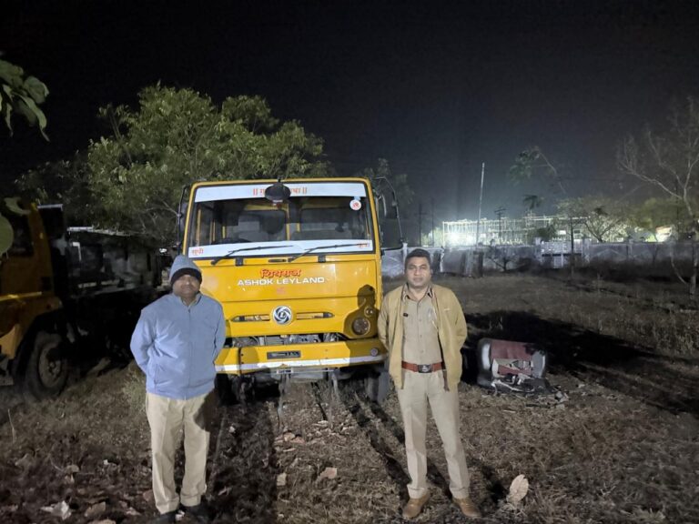 दसरखेड टोलनाक्यावर अवैध वाळू वाहतूक; टिपर जप्त, एकावर गुन्हा दाखल