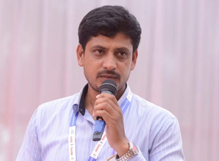 मानवधर्माचे संशोधक, स्वच्छतेचे प्रणेते राष्ट्रसंत गाडगे महाराज